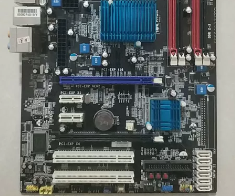七彩虹p43.ddr2加ddr3 大主板。...