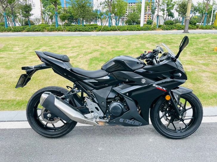2020年9月铃木GSX250R 保值神器...