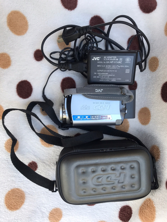 JVC手持摄像机 JVC GZ-MG36...