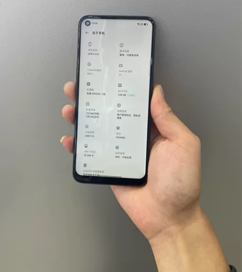 OPPO A32 4128G 后盖正常使用...