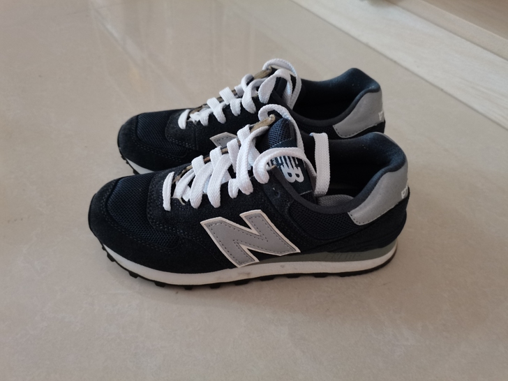 NEW BALANCE 574  36码