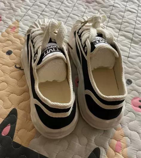 休闲帆布鞋,全新,百搭款,实体店清仓89买...