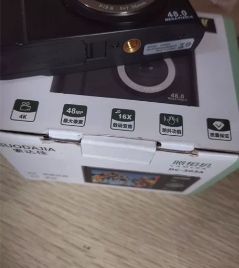 出自用索达佳4k相机 送充电器头和数据线 ...