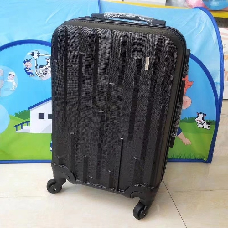 爱华仕拉杆箱密码箱旅行箱