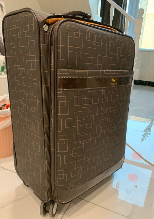 旅行箱,万向轮,九成新