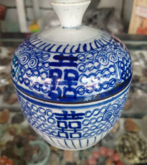 清代时期老瓷器，老盖碗一对！有微小瑕疵见图...