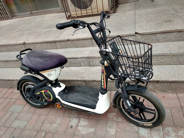 捷安特电动车,成色如图,不骑了,价格便宜