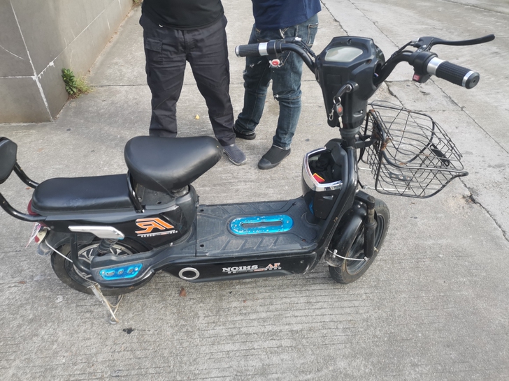 品牌型号 48v20扶,去年买1300。现...