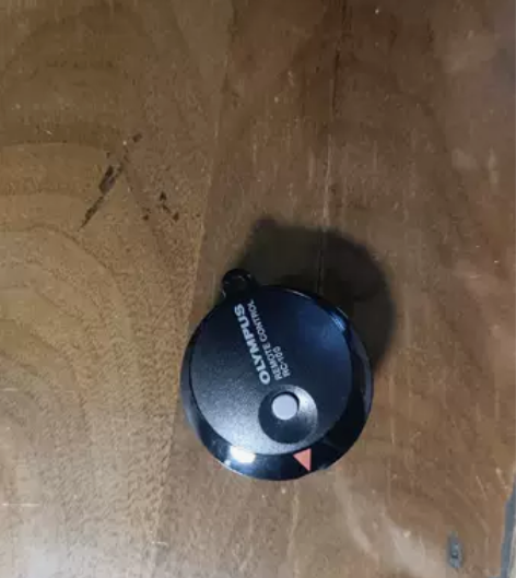 奥林巴斯rc-100 相机遥控，不知道有电...
