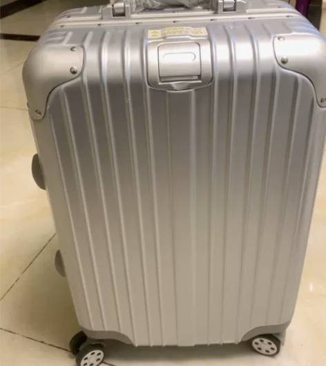 品牌订制铝框 拉杆箱 感兴趣的话点“我想要...