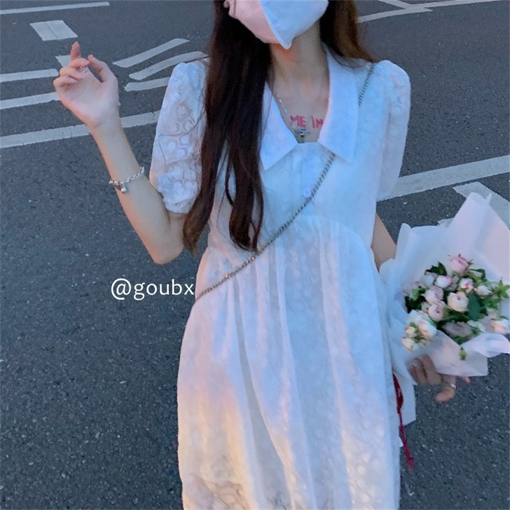 连衣裙 穿过两次 很好看 我比较黑 更适合...