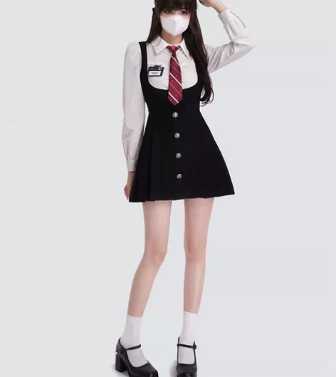 《校园小说女主》秋季新款假两件拼接连衣裙女...
