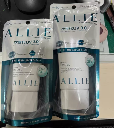 全新,ALLIE皑丽水润倍护防晒霜嘉娜宝防...