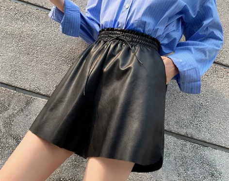 【狂欢价】咖色pu皮短裤女春秋外穿百搭小个...