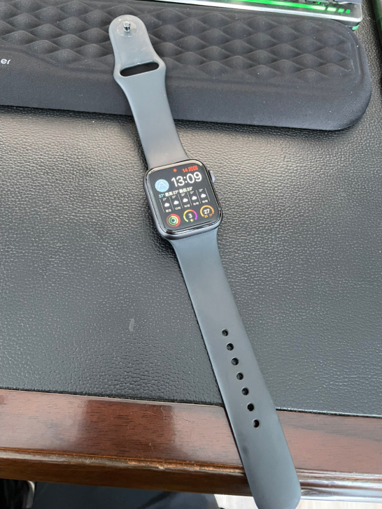 Apple watch s5,自用智能手表...