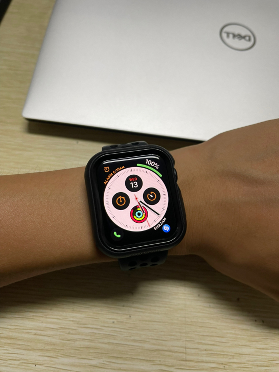 Apple Watch SE 苹果手表 蜂...