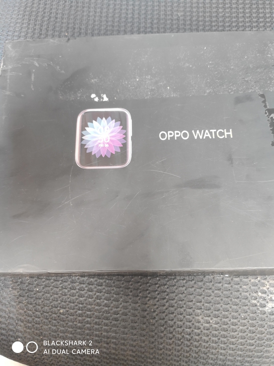 OPPO watch精钢皓银G,99新仅拆...