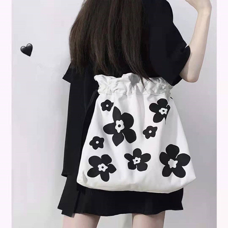 帆布包女2021新款韩版ins风黑白花朵百...