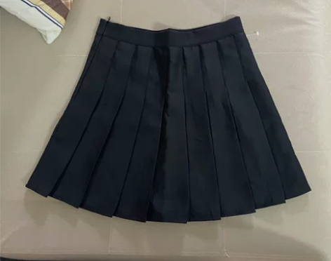 学院风 黑色百褶裙 里面得内衬安全裤 全新...