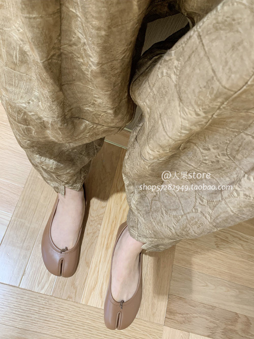 618华裔设计师!!做旧脏染 复古暗纹提花...