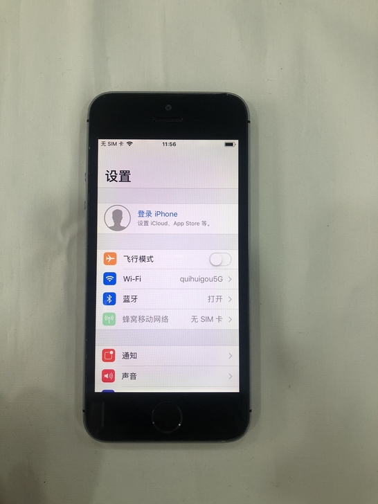 苹果5s,16g内存,黑色款