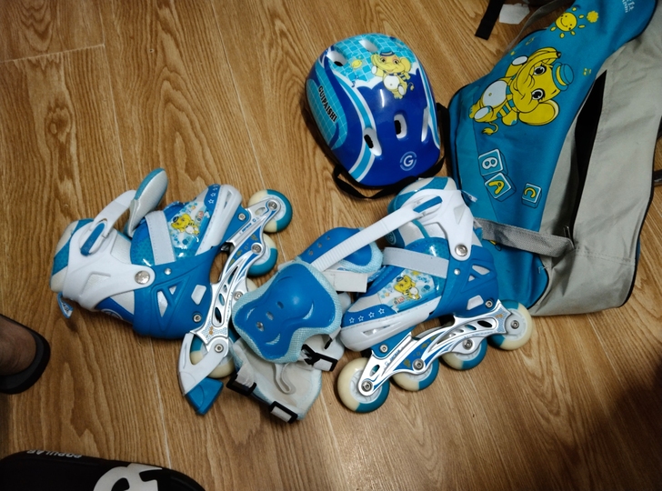 买来滑过几次,九五成新