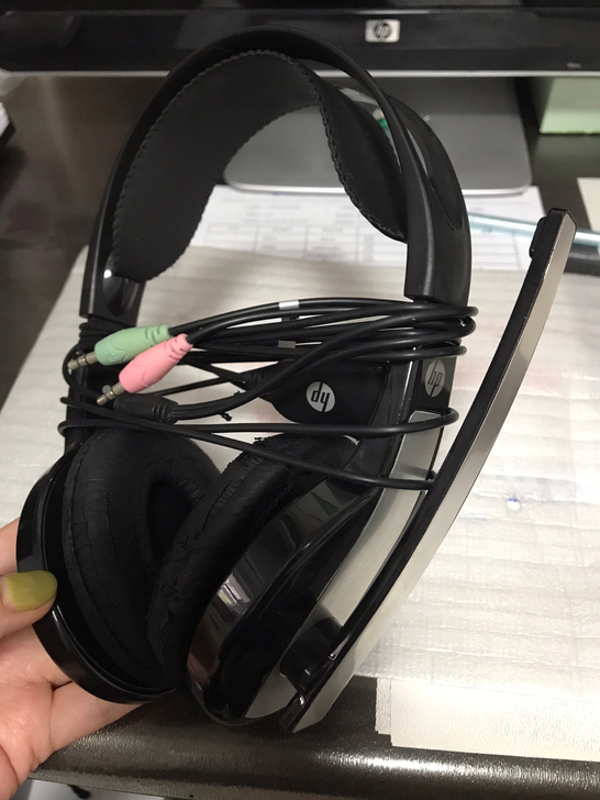惠普原装电脑耳机和摄像头。两个一共30元，...