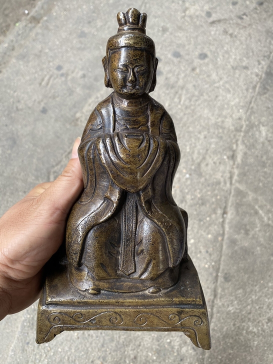 熟美传世包浆铜佛像，带磕碰划痕流通痕迹，