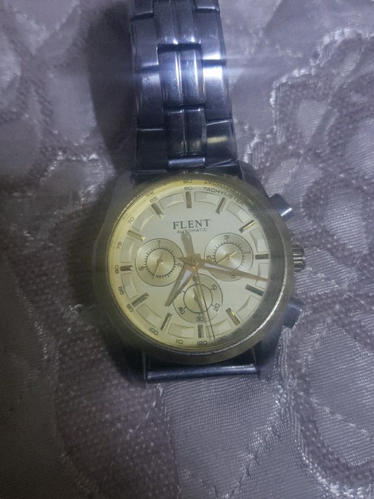 闲置机械手表