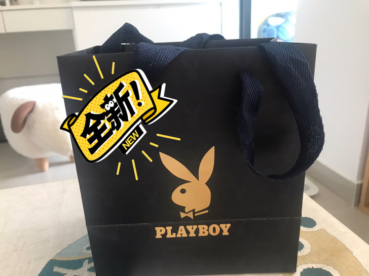 品牌型号 ：PLAYBOY花花公子男士手表...