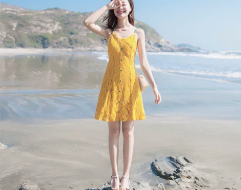 lyna凌小姐仙女裙子海边度假沙滩裙很仙的...