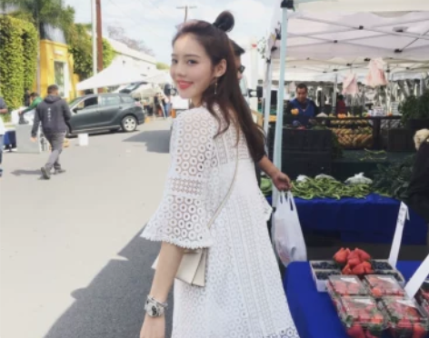 美美的夏夏:镂空蕾丝连衣裙宽… s码 只穿...