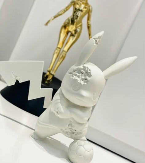 潮玩手办 时尚摆件 足球宝贝皮卡丘 太爱了...