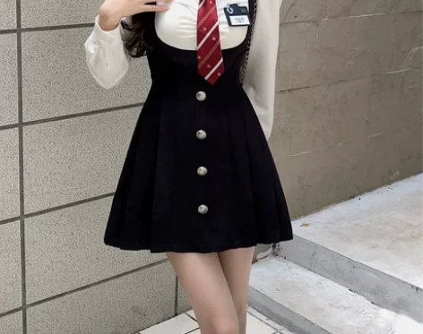 校园小说女主 假两件连衣裙女秋学院风长袖百褶短裙 l码 江浙...