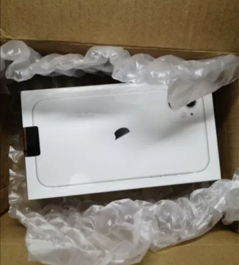 苹果11买了不想要了,出售全新未拆封的,最...