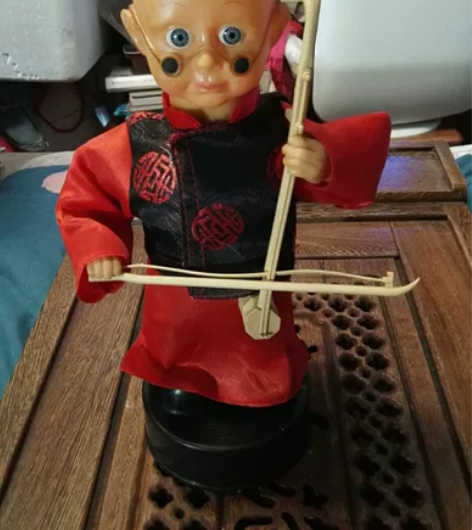 八十年代老玩具~怀旧物品，九成新，能放几首...
