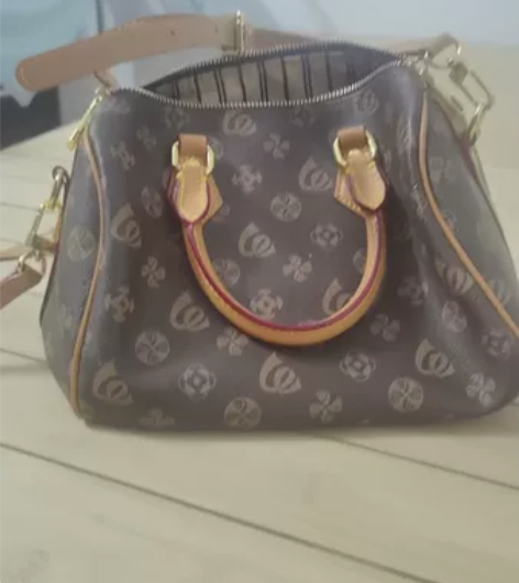 手提女包女包包小方包枕头包单肩斜挎包，样品...