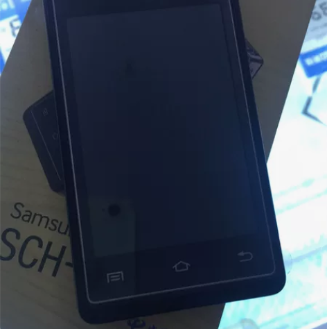 门店全新库存机，三星w789，大翻盖，电信...