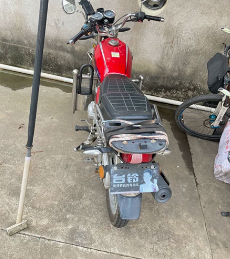 摩托车。125cc。 感兴趣的话点“我想要...
