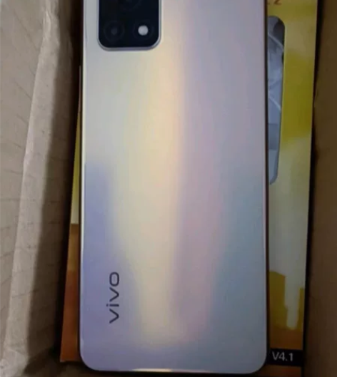 vivo Y52s  5G 8128 外观...