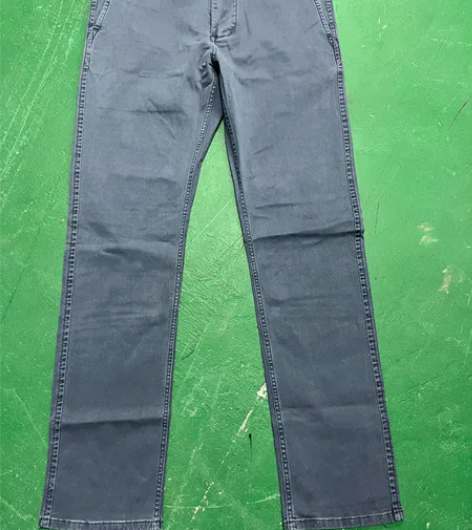 李维斯旗下的品牌码头工人休闲裤,质量做工都...