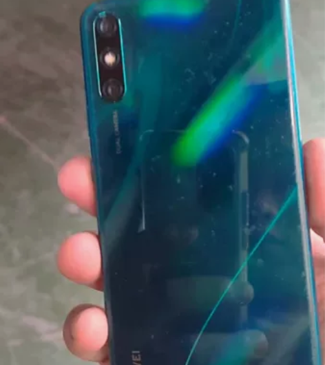 华为畅想10，买来一年多就用了2个月就躺家...