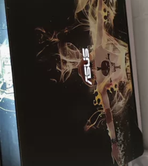 华硕飞行堡垒7,15.6寸窄边框高刷屏,G...