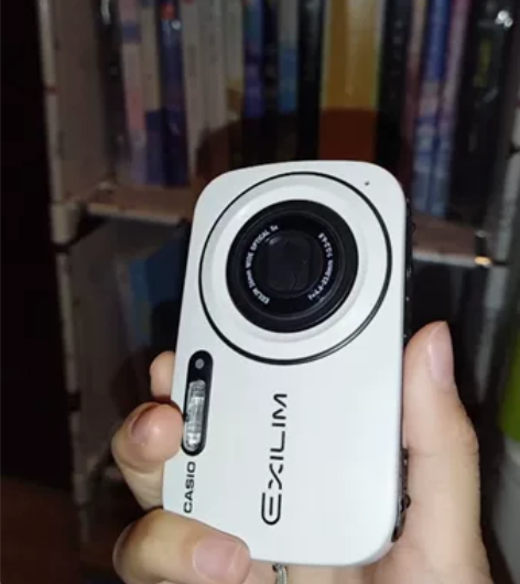 卡西欧n1奶白色 当配件机出,外观还行 只...