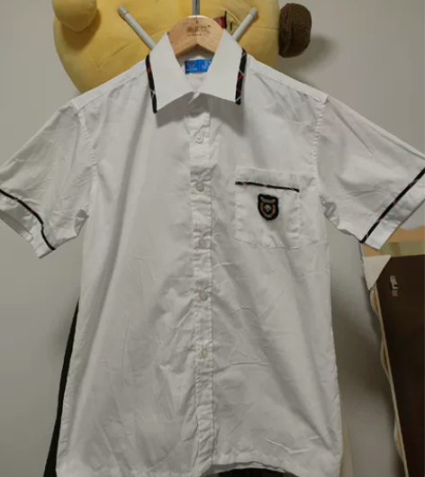 校服，新希望制服8号，穿一次几乎全新，包邮...