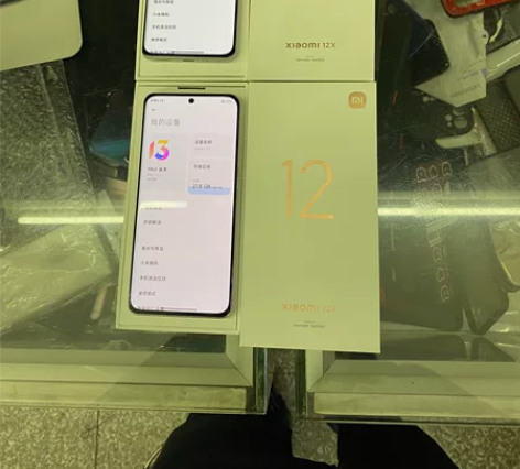 小米12x准新机，8十128g内存 感兴趣...