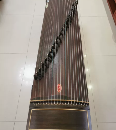 金韵牌古筝,长160cm,几乎全新,因孩子...