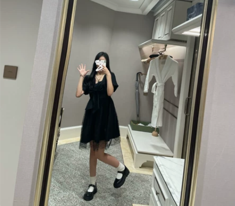 S码黑色蓬蓬裙 九成新 请根据自己平时穿...