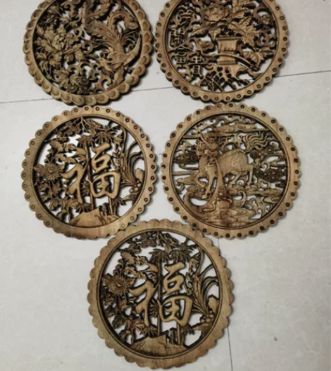 香樟木木雕,标价为一个价格,可以挑也可以通...