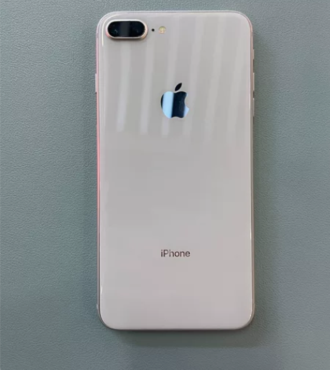 8Plus 内存：64 送：充电器一套  ...